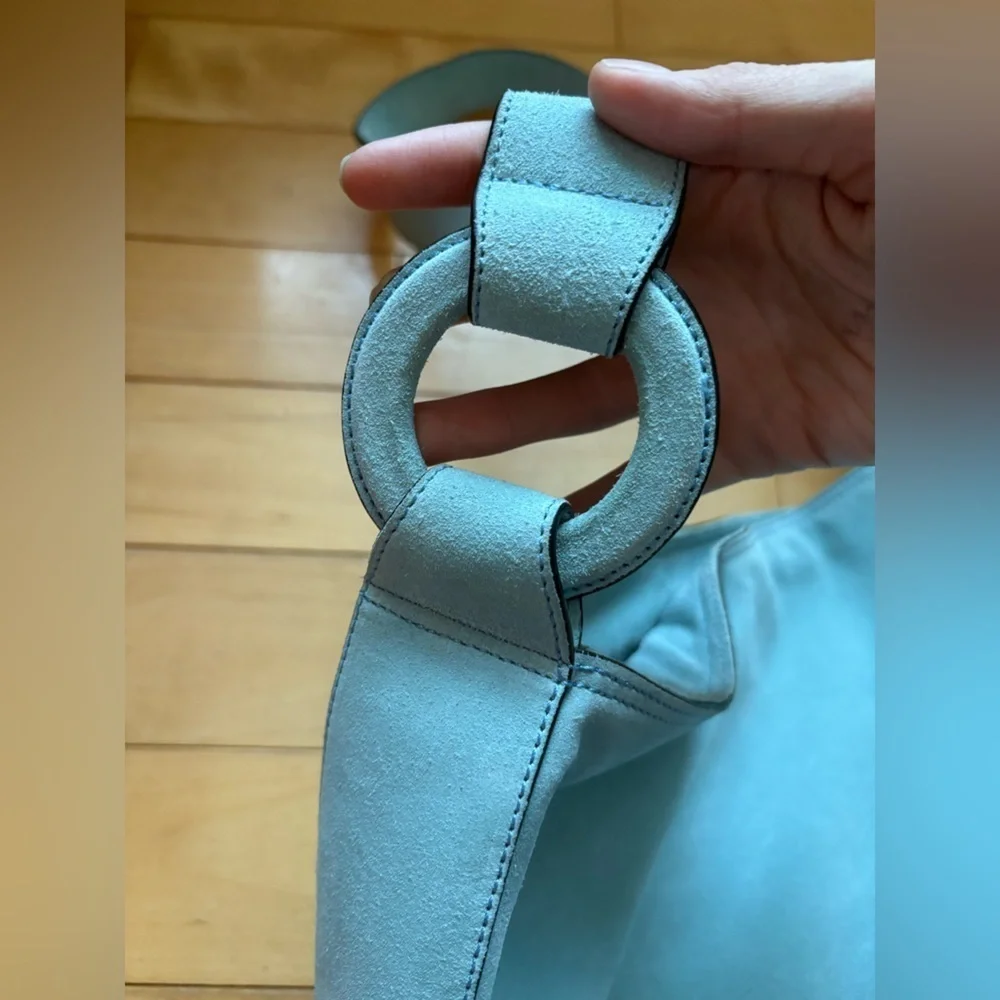 Ecco zip closure